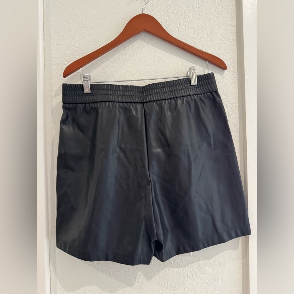 Karl Lagerfeld High Waist Faux Black Leather Shorts - Picture 5 of 6